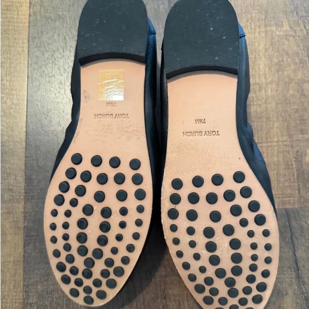 Tory Burch Black Leather Loafers Women's 7.5M Gold Logo Flats